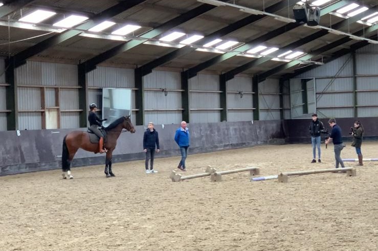 Clinic: Cavaletti en balkjes voor dressuurpaarden met Lammert Laseur